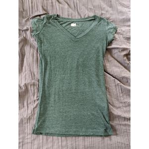 Active Basic V neck